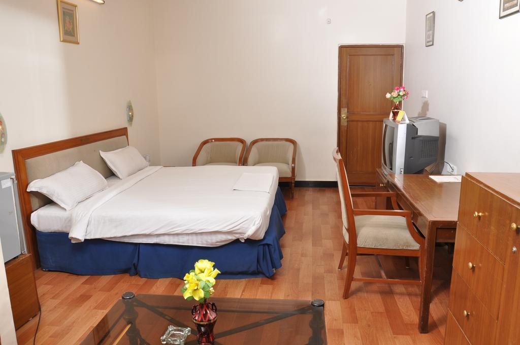 Hotel Sitara Residency Хайдарабад Номер фото
