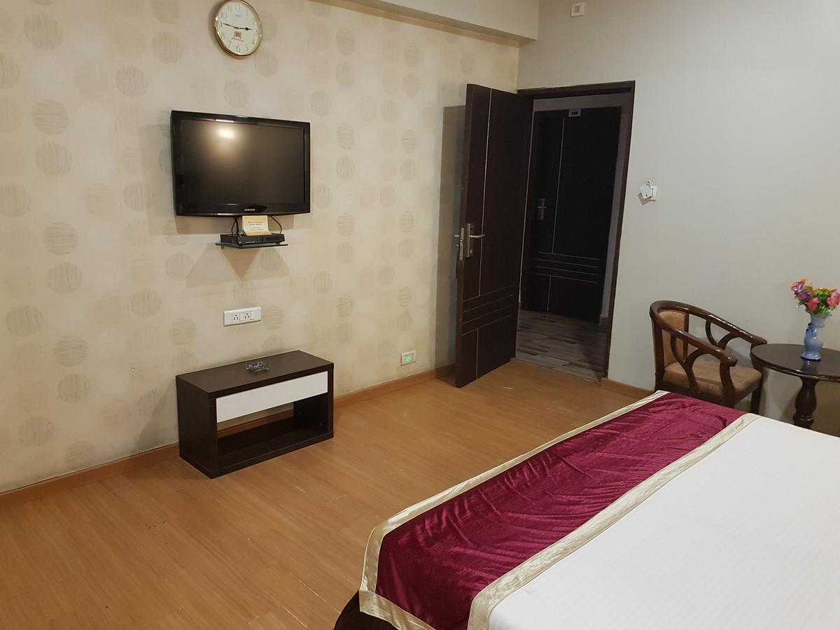 Hotel Sitara Residency Хайдарабад Экстерьер фото
