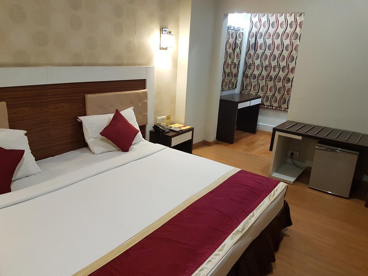 Hotel Sitara Residency Хайдарабад Экстерьер фото